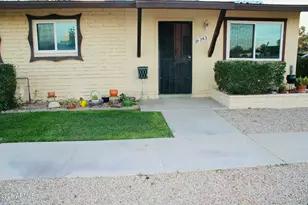 10343 W Peoria Ave, Sun City, AZ 85351 - Photo 17