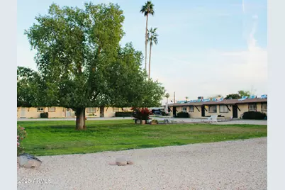 10343 W Peoria Avenue, Sun City, AZ 85351 - Photo 15