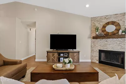 940 N Kenwood Lane, Chandler, AZ 85226 - Photo 5