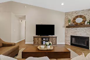 940 N Kenwood Ln, Chandler, AZ 85226 - Photo 5