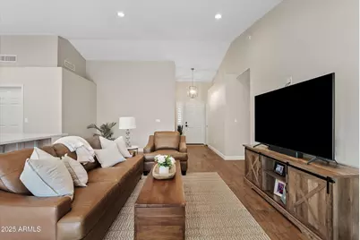 940 N Kenwood Lane, Chandler, AZ 85226 - Photo 3