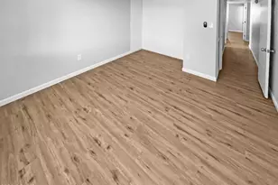 2223 N 62nd Ln, Phoenix, AZ 85035 - Photo 15