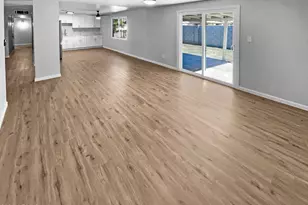 2223 N 62nd Ln, Phoenix, AZ 85035 - Photo 19