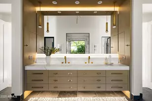 5715 E Monterosa St, Phoenix, AZ 85018 - Photo 23