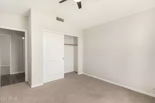 3334 N 42nd St, Phoenix, AZ 85018 - Photo 17