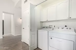 3334 N 42nd St, Phoenix, AZ 85018 - Photo 11