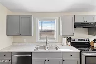 37531 W Pioneer St, Tonopah, AZ 85354 - Photo 19