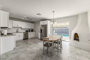 8311 E MacKenzie Dr, Scottsdale, AZ 85251 - Photo 5