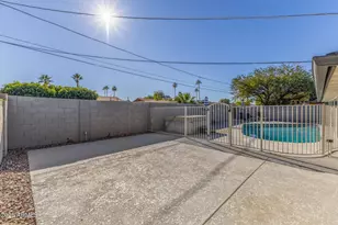 8311 E MacKenzie Dr, Scottsdale, AZ 85251 - Photo 27