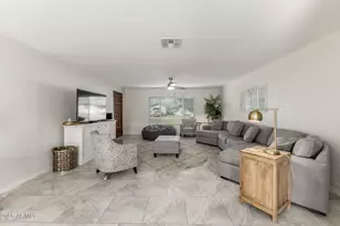 8311 E MacKenzie Dr, Scottsdale, AZ 85251 - Photo 7