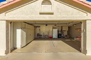 8736 W Tierra Buena Ln, Peoria, AZ 85382 - Photo 43