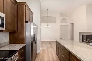 8736 W Tierra Buena Ln, Peoria, AZ 85382 - Photo 27