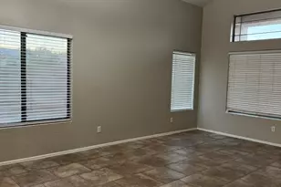 12713 W Hollyhock Dr, Avondale, AZ 85392 - Photo 3