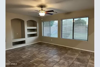 12713 W Hollyhock Drive, Avondale, AZ 85392 - Photo 7