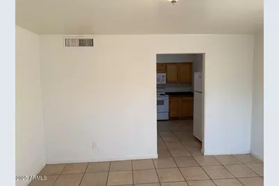 4829 N 37th Avenue #1, Phoenix, AZ 85019 - Photo 5