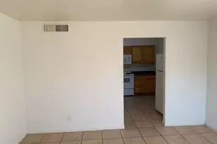 4829 N 37th Ave, Phoenix, AZ 85019 - Photo 5