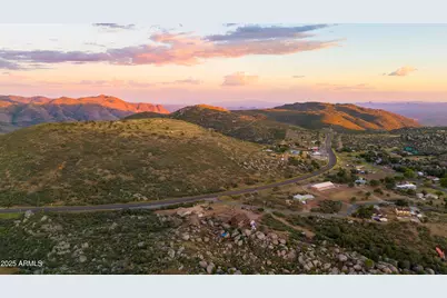 17078 W Fountain Hill Lane, Yarnell, AZ 85362 - Photo 7