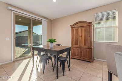 17437 W Molly Lane, Surprise, AZ 85387 - Photo 7