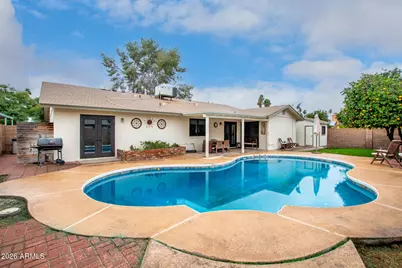 2112 E Apollo Avenue, Tempe, AZ 85283 - Photo 19