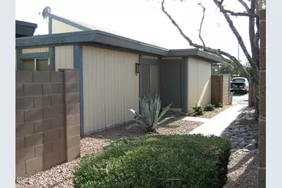 834 S Casitas Drive #B, Tempe, AZ 85281 - Photo 1