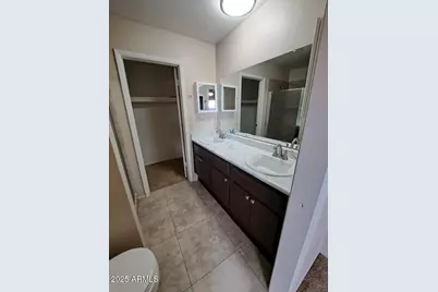 834 S Casitas Drive #B, Tempe, AZ 85281 - Photo 3