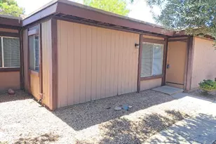 834 S Casitas Dr, Tempe, AZ 85281 - Photo 23
