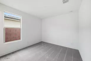 25100 N 171st Ave, Surprise, AZ 85387 - Photo 9