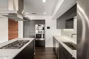 200 W Portland St, Phoenix, AZ 85003 - Photo 21