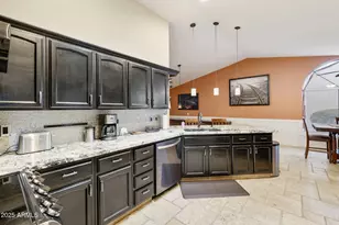 10544 E Coopers Hawk Dr, Sun Lakes, AZ 85248 - Photo 15