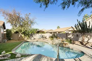 10544 E Coopers Hawk Dr, Sun Lakes, AZ 85248 - Photo 37