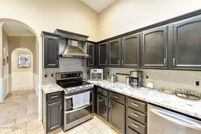 10544 E Coopers Hawk Drive, Sun Lakes, AZ 85248 - Photo 17