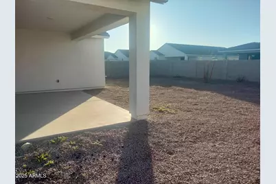 36063 W San Alvarez Avenue, Maricopa, AZ 85138 - Photo 11