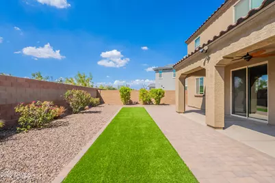 13710 N 174th Lane, Surprise, AZ 85388 - Photo 19