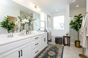 13710 N 174th Ln, Surprise, AZ 85388 - Photo 9