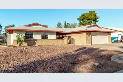 2202 E Hampton Avenue, Mesa, AZ 85204 - Photo 3