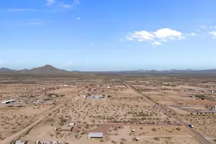 52218 N Forepaugh Peak Rd, Wickenburg, AZ 85390 - Photo 5