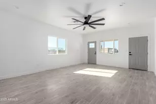 10607 N 81st Ave, Peoria, AZ 85345 - Photo 25