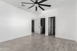 10607 N 81st Ave, Peoria, AZ 85345 - Photo 15