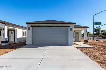 10607 N 81st Avenue, Peoria, AZ 85345 - Photo 1