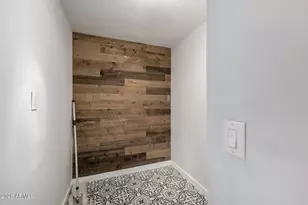 2402 N 37th St, Phoenix, AZ 85008 - Photo 31