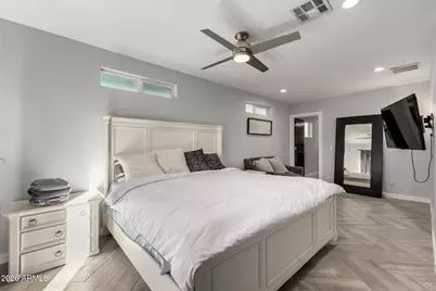 2402 N 37th Street, Phoenix, AZ 85008 - Photo 17