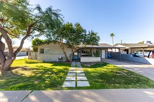 2402 N 37th St, Phoenix, AZ 85008 - Photo 37