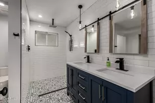 2402 N 37th St, Phoenix, AZ 85008 - Photo 29