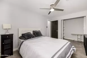 2402 N 37th St, Phoenix, AZ 85008 - Photo 27