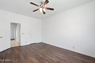 10224 W Oregon Ave, Glendale, AZ 85307 - Photo 25