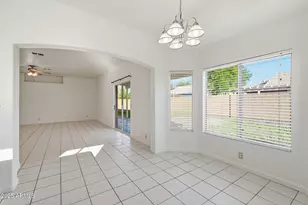 10224 W Oregon Ave, Glendale, AZ 85307 - Photo 19
