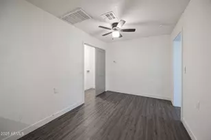 2802 N 36th St, Phoenix, AZ 85008 - Photo 11