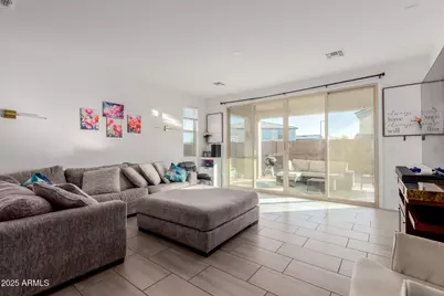 24133 W Gibson Lane, Buckeye, AZ 85326 - Photo 3