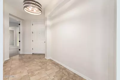 26928 N 102nd Lane, Peoria, AZ 85383 - Photo 5