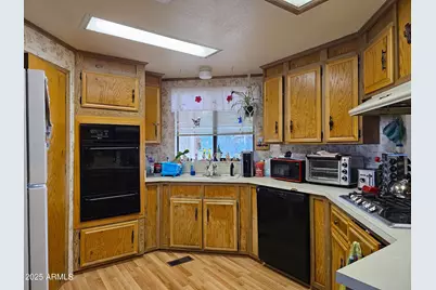 3654 S Elf Owl Place, Sierra Vista, AZ 85650 - Photo 9